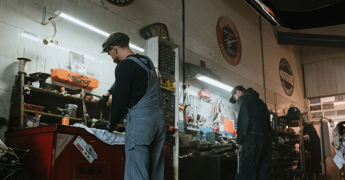 Mechanic SEO: How Independent Workshops Beat the Dealerships in 2026