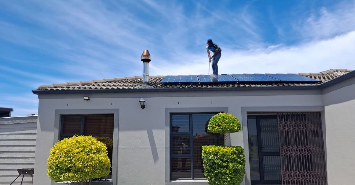 20 Sites AI Reads Before Recommending a Solar Installer (2026 Data)